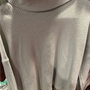 Elegant Light Gray Women's Turtleneck Sweater
